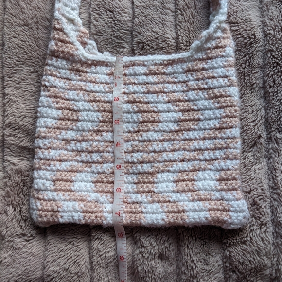 Handmade crochet wavy bag - Picture 4 of 5